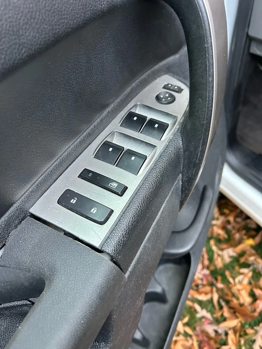 2013 Chevrolet Silverado 2nd Gen - Image 13 of 16
