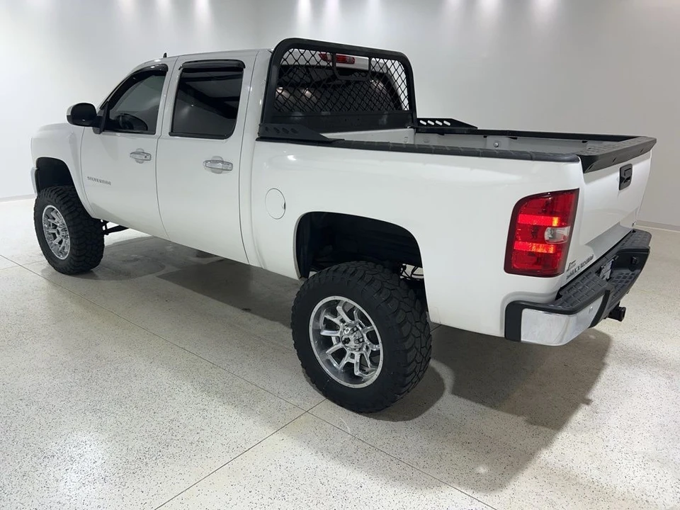 2013 Chevrolet Silverado 2nd Gen - Image 2 of 21