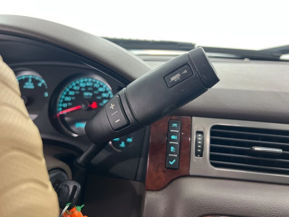 2013 Chevrolet Silverado 2nd Gen - Image 14 of 21