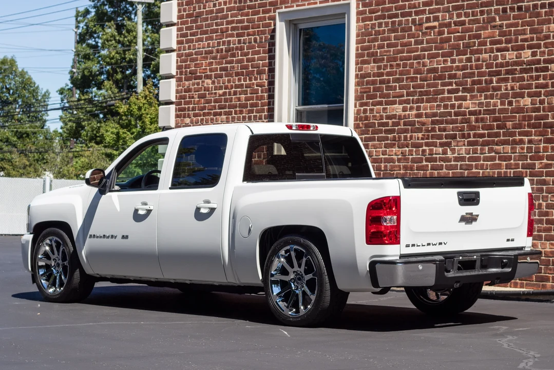 2013 Chevrolet Silverado 2nd Gen - Image 3 of 31