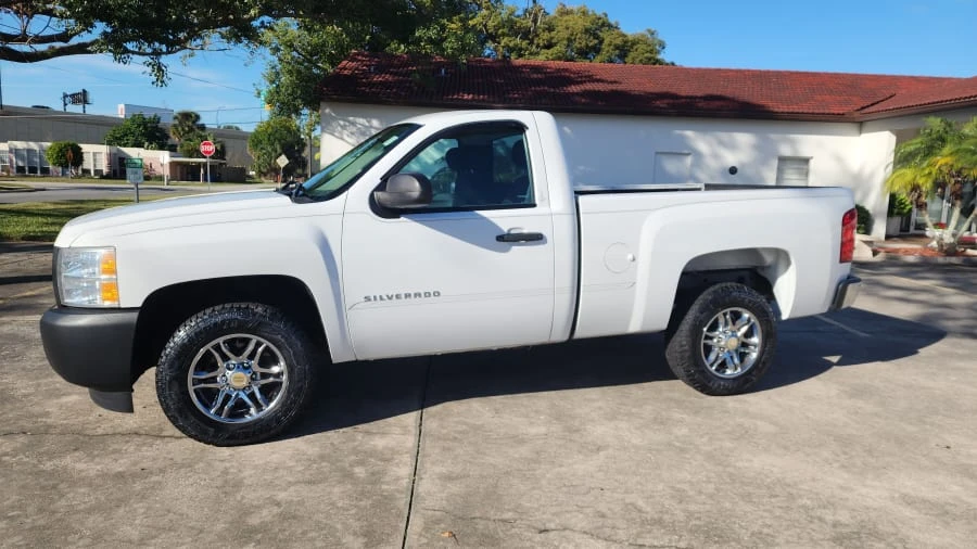 2013 Chevrolet Silverado 2nd Gen - Image 3 of 12