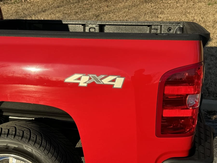 2013 Chevrolet Silverado 2nd Gen - Image 5 of 12