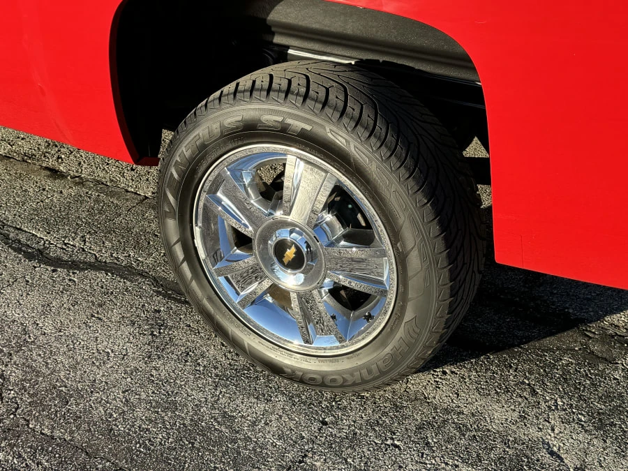 2013 Chevrolet Silverado 2nd Gen - Image 4 of 12