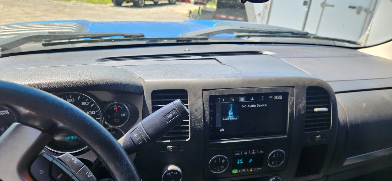 2013 Chevrolet Silverado Heavy Duty 2nd Gen - Image 2 of 6
