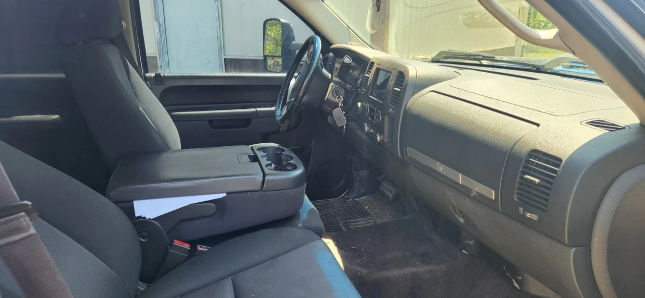 2013 Chevrolet Silverado Heavy Duty 2nd Gen - Image 4 of 6