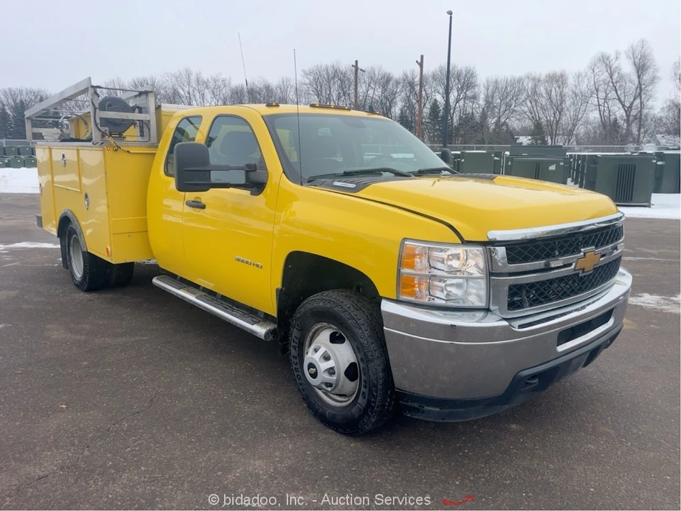 2013 Chevrolet Silverado 2nd Gen - Image 2 of 12