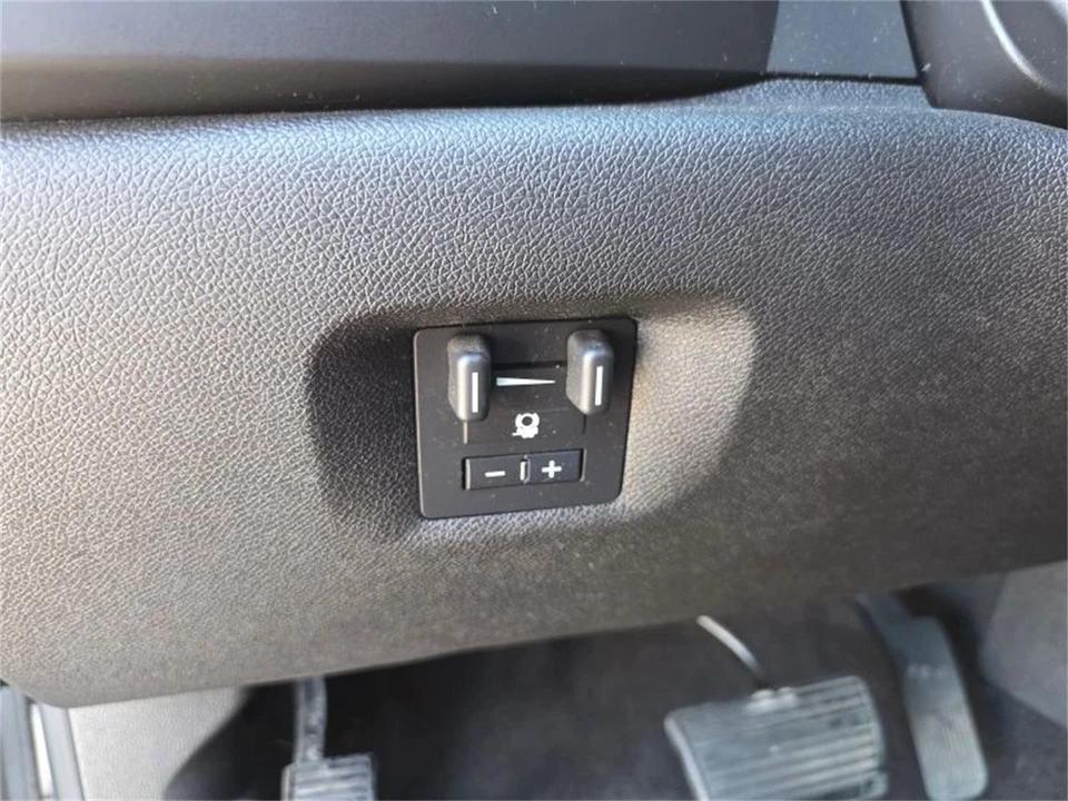 2013 Chevrolet Silverado 2nd Gen - Image 17 of 18