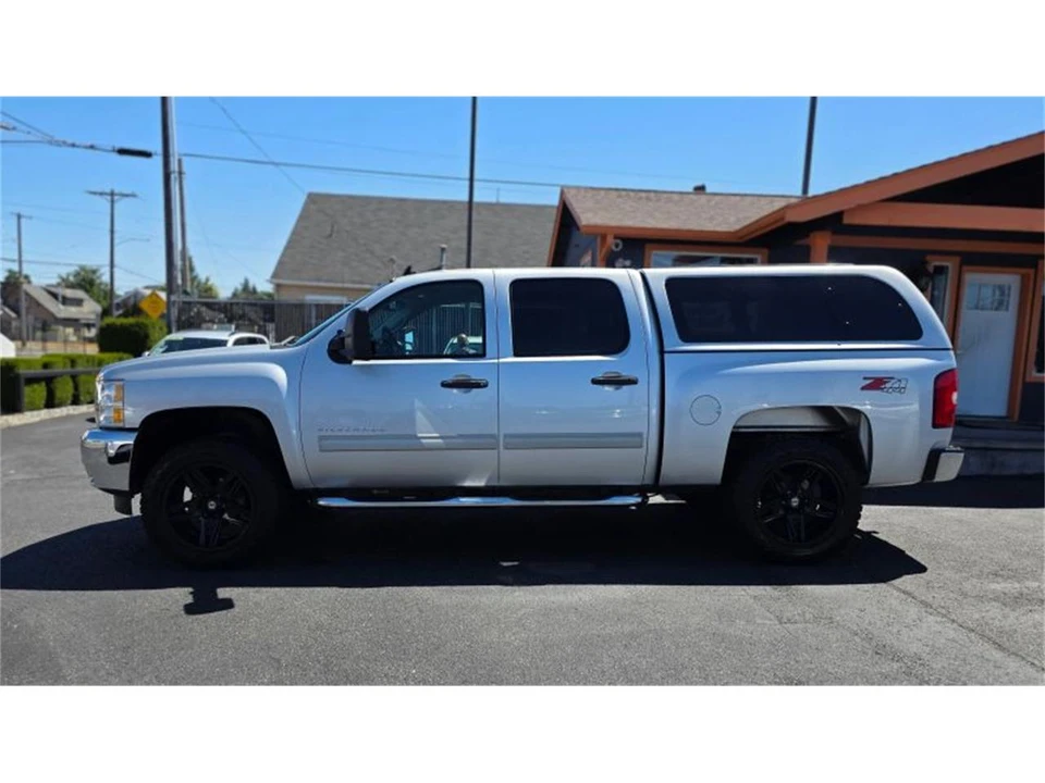 2013 Chevrolet Silverado 2nd Gen - Image 2 of 18
