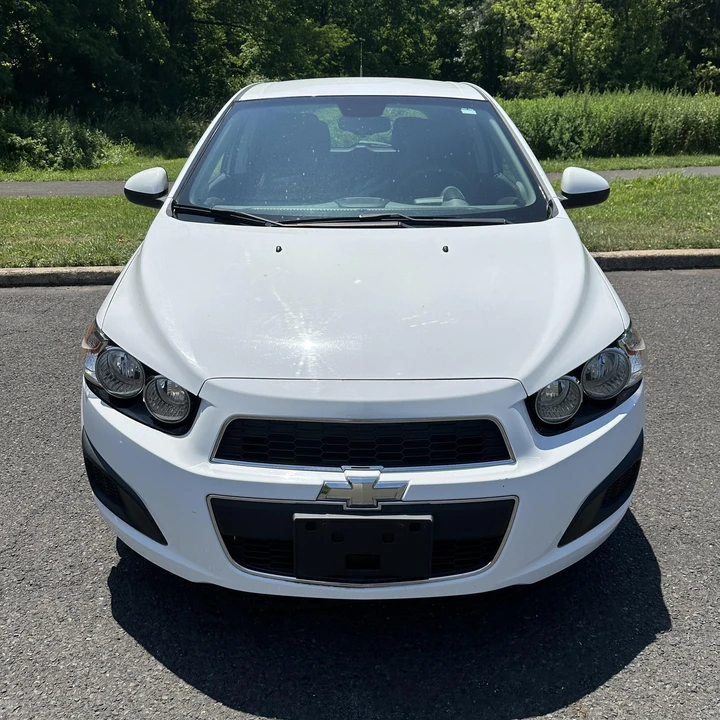 2013 Chevrolet Aveo/Sonic - Image 11 of 12