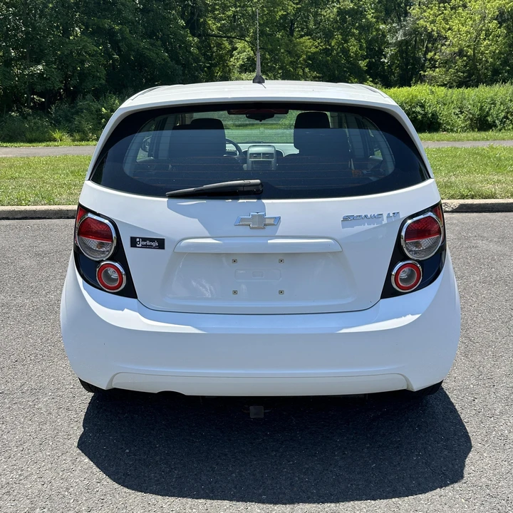 2013 Chevrolet Aveo/Sonic - Image 5 of 12