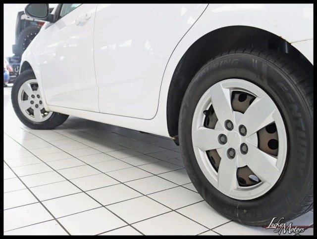 2013 Chevrolet Aveo/Sonic - Image 10 of 12