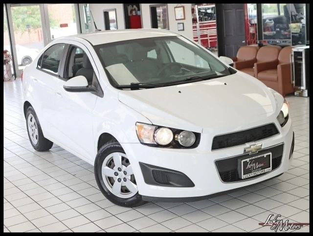 2013 Chevrolet Aveo/Sonic - Image 5 of 12