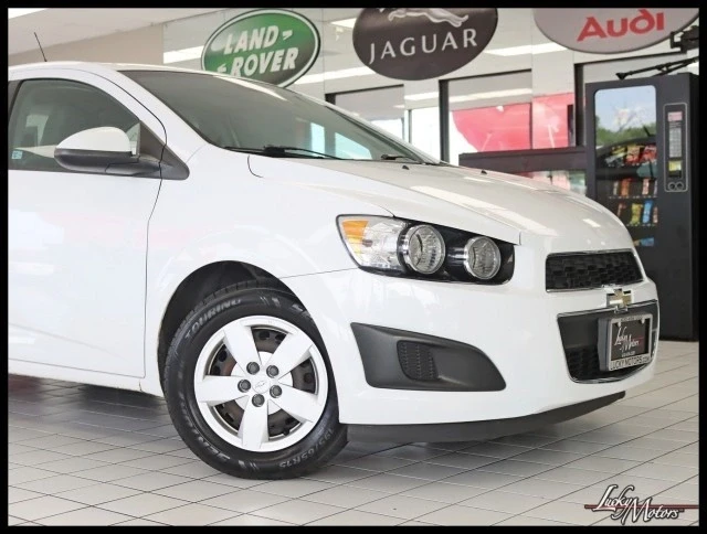 2013 Chevrolet Aveo/Sonic - Image 2 of 12