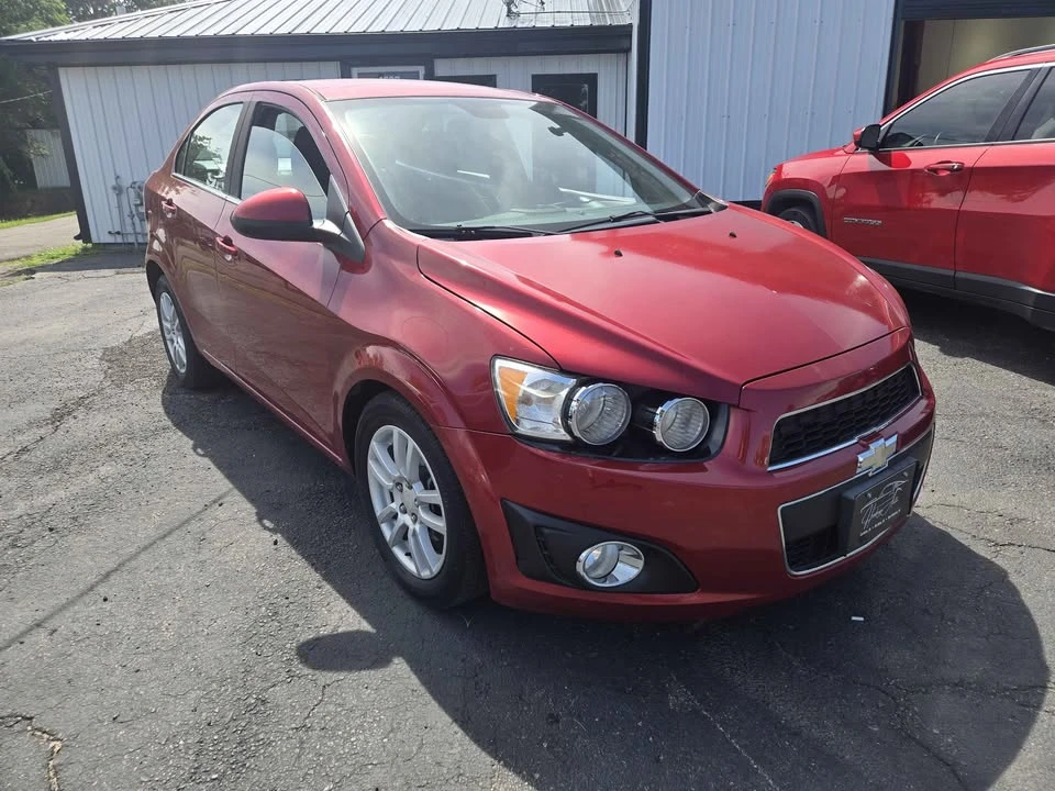 2013 Chevrolet Aveo/Sonic - Image 4 of 14
