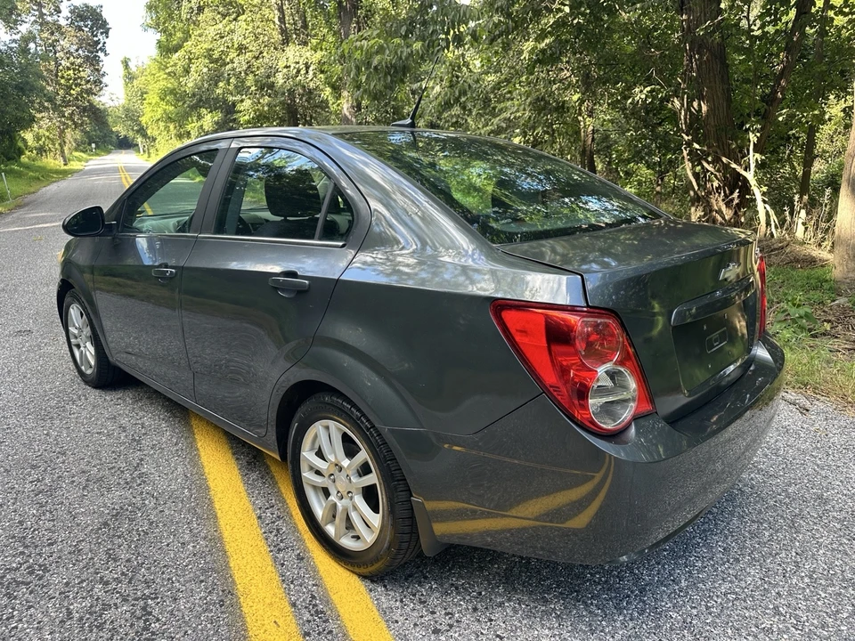 2013 Chevrolet Aveo/Sonic - Image 5 of 13