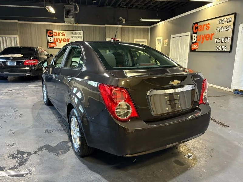 2013 Chevrolet Aveo/Sonic - Image 4 of 12