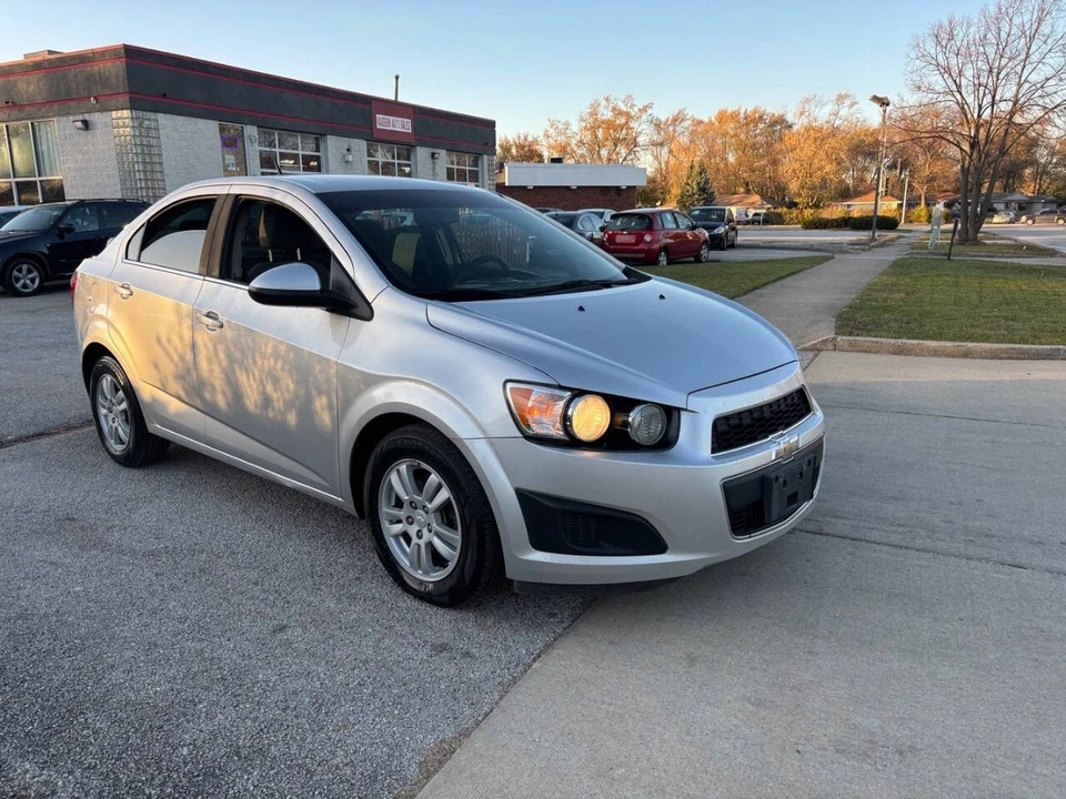 2013 Chevrolet Aveo/Sonic - Image 3 of 21
