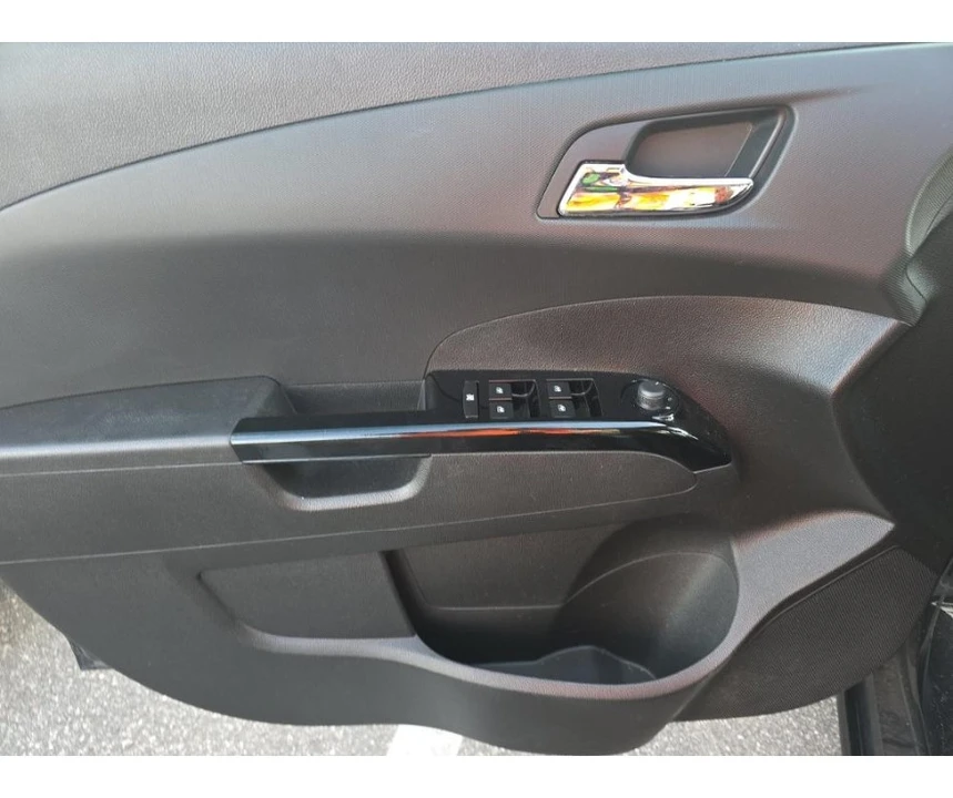2013 Chevrolet Aveo/Sonic - Image 11 of 18