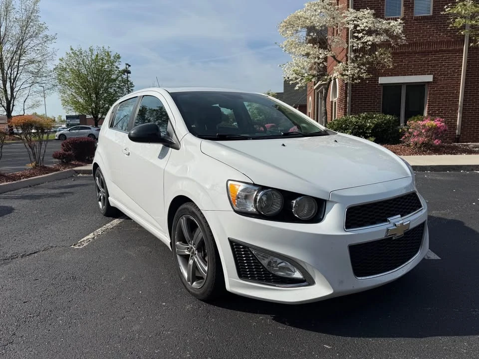 2013 Chevrolet Aveo/Sonic - Image 2 of 10