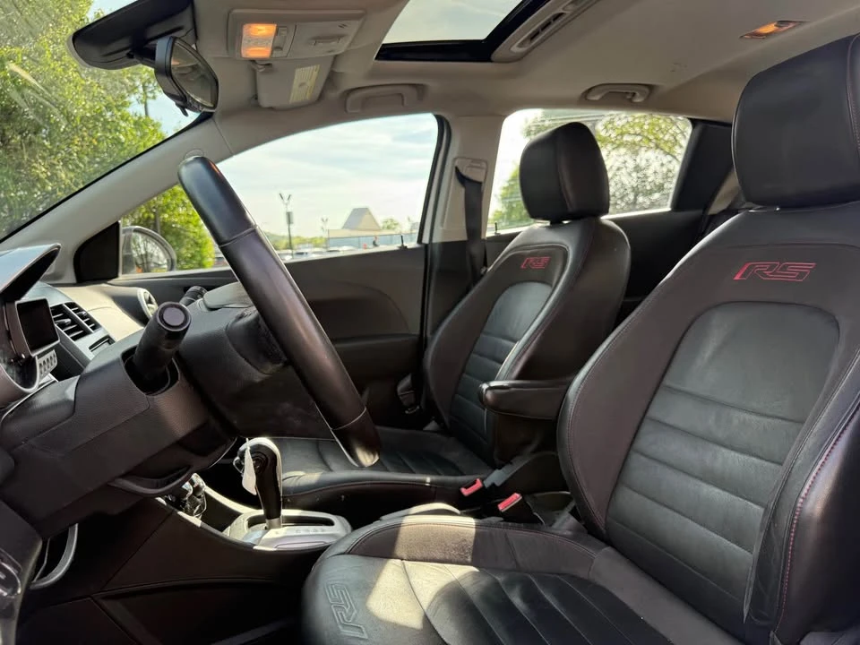 2013 Chevrolet Aveo/Sonic - Image 6 of 10
