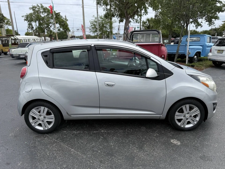 2013 Chevrolet Spark - Image 7 of 9