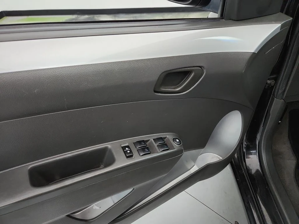 2013 Chevrolet Spark - Image 18 of 21