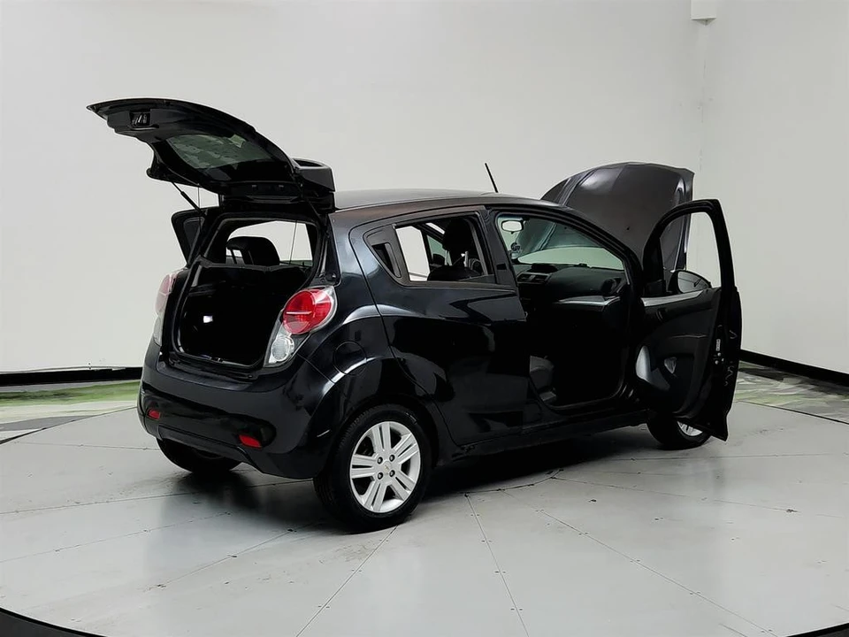 2013 Chevrolet Spark - Image 11 of 21