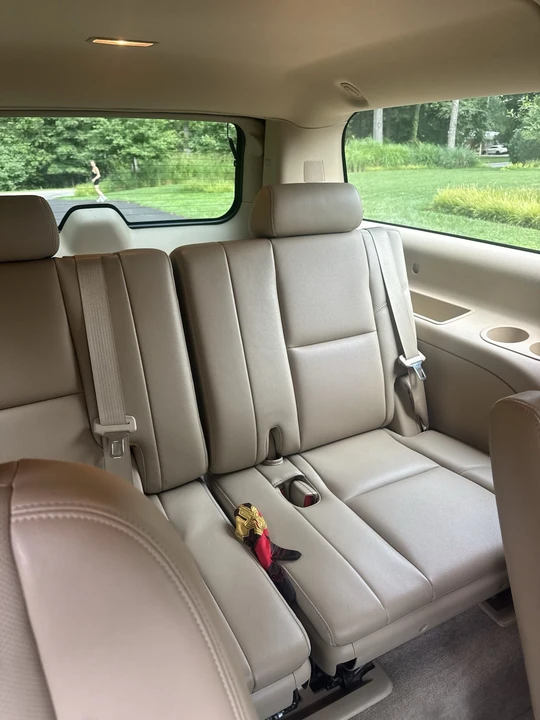 2013 Chevrolet Suburban 10th Gen - Image 5 of 6