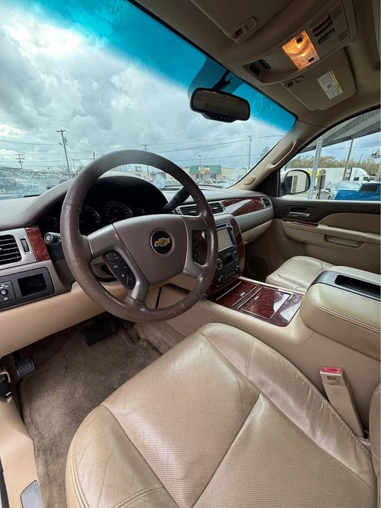 2013 Chevrolet Tahoe 3rd Gen - Image 11 of 13