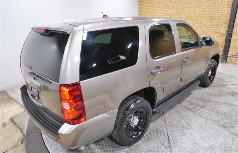 2013 Chevrolet Tahoe 3rd Gen - Image 10 of 12