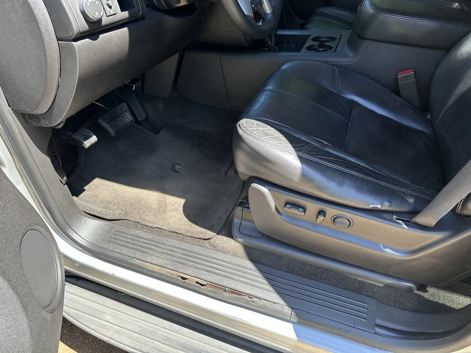 2013 Chevrolet Tahoe 3rd Gen - Image 15 of 19