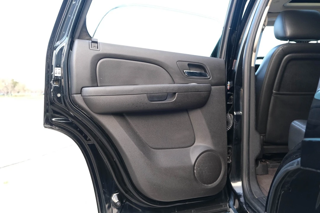 2013 Chevrolet Tahoe 3rd Gen - Image 17 of 21