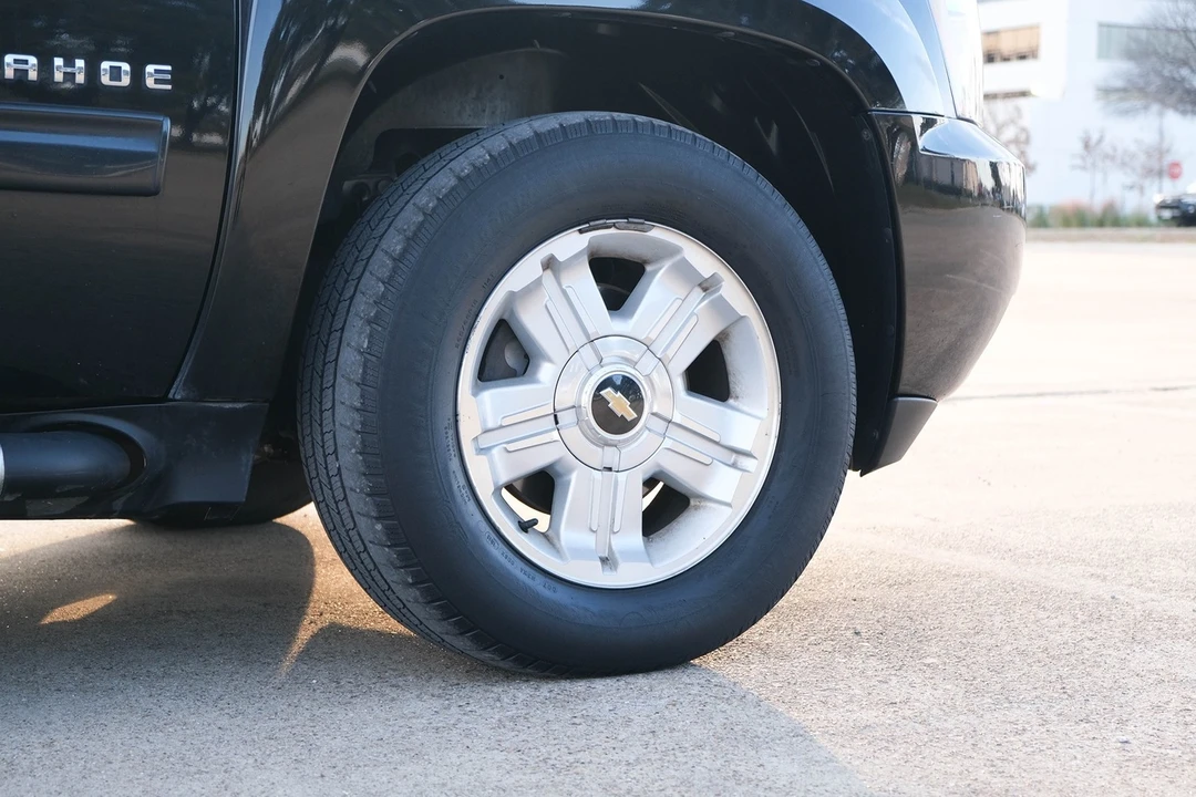 2013 Chevrolet Tahoe 3rd Gen - Image 8 of 21