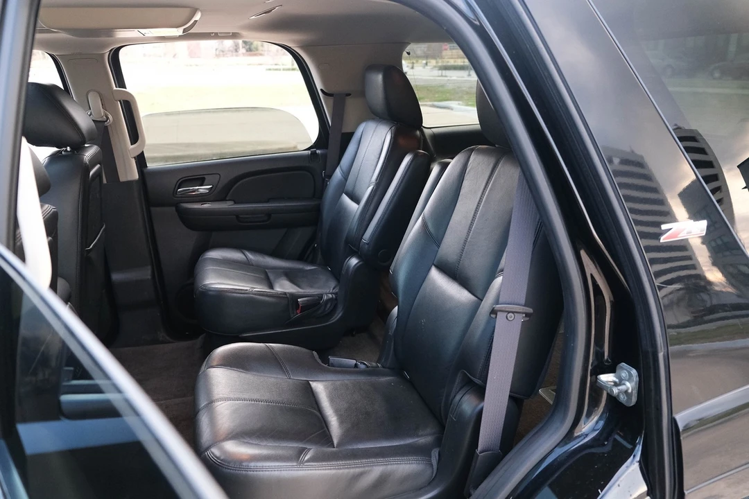 2013 Chevrolet Tahoe 3rd Gen - Image 19 of 21