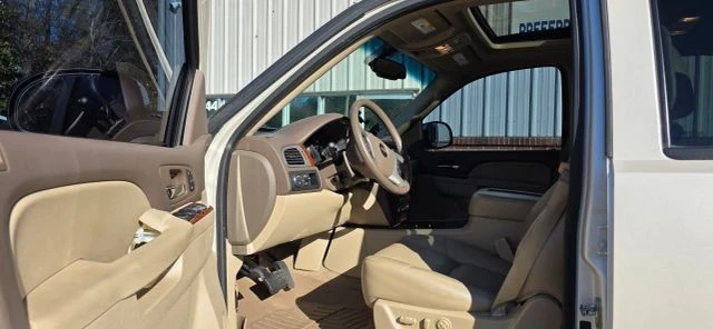 2013 Chevrolet Tahoe 3rd Gen - Image 10 of 20