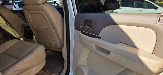 2013 Chevrolet Tahoe 3rd Gen - Image 16 of 20