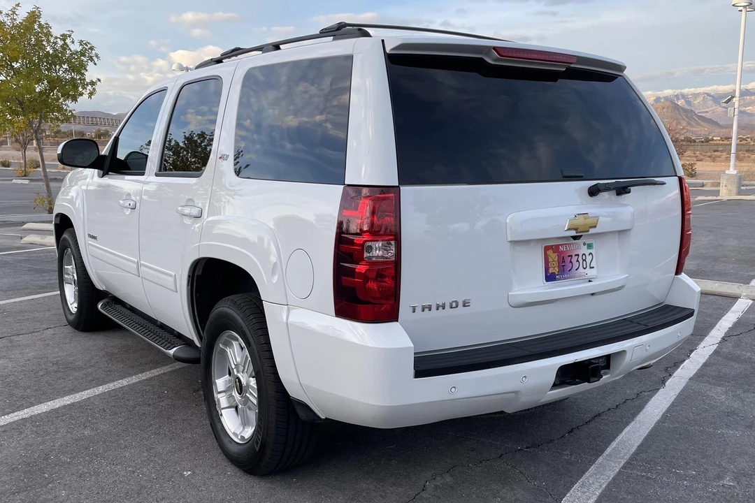 2013 Chevrolet Tahoe 3rd Gen - Image 4 of 31