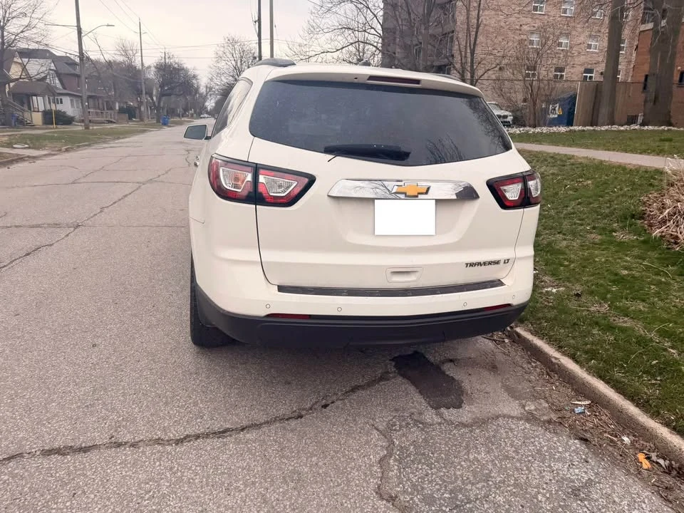2013 Chevrolet Traverse - Image 7 of 11