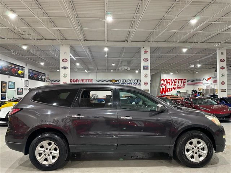 2013 Chevrolet Traverse - Image 5 of 11