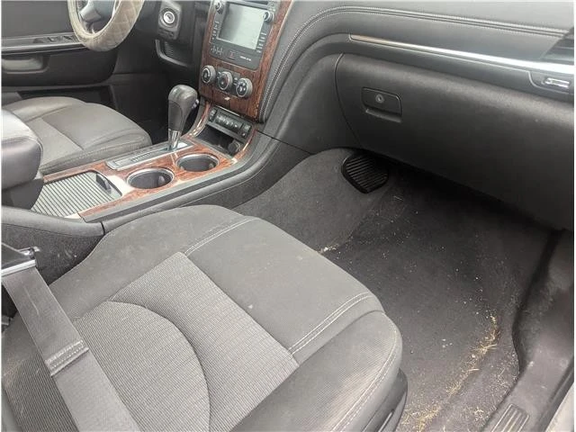 2013 Chevrolet Traverse - Image 5 of 9