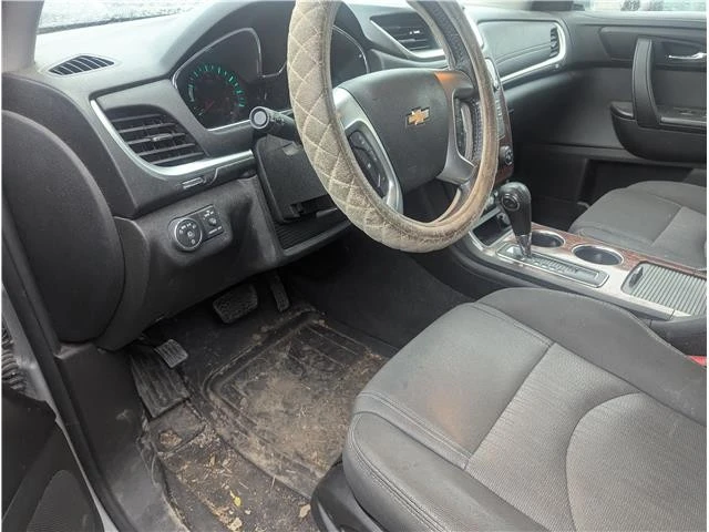 2013 Chevrolet Traverse - Image 4 of 9