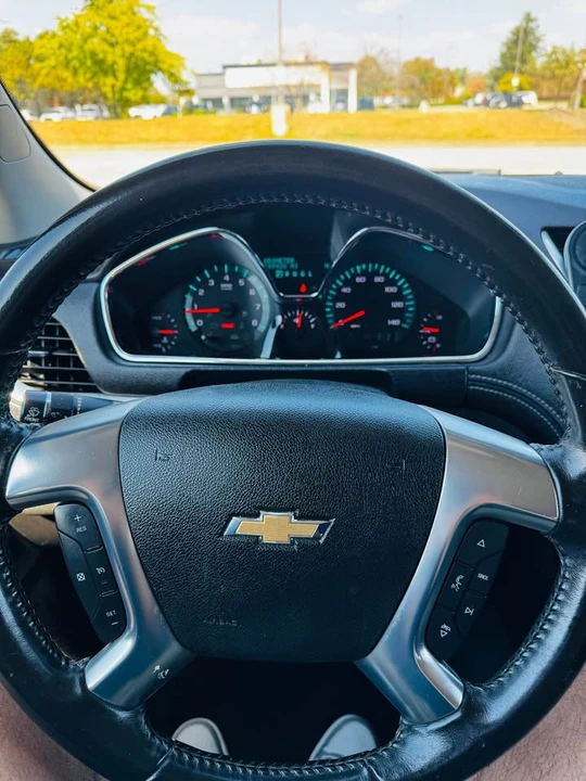 2013 Chevrolet Traverse - Image 11 of 17