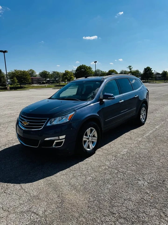2013 Chevrolet Traverse - Image 2 of 17