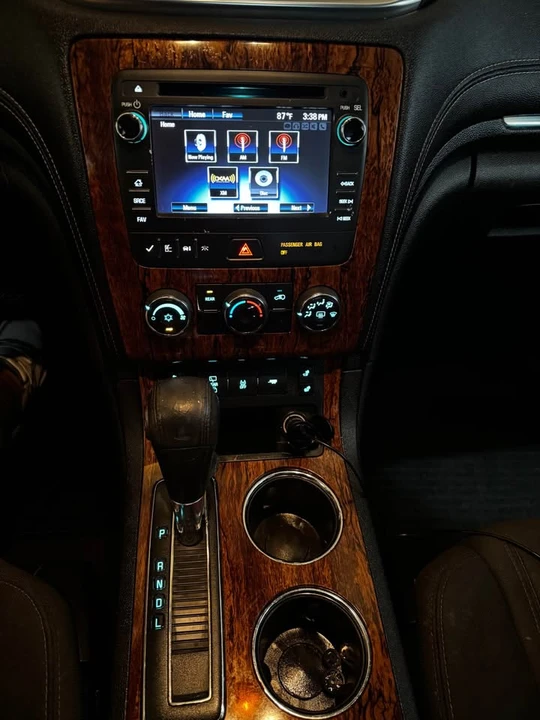 2013 Chevrolet Traverse - Image 12 of 17