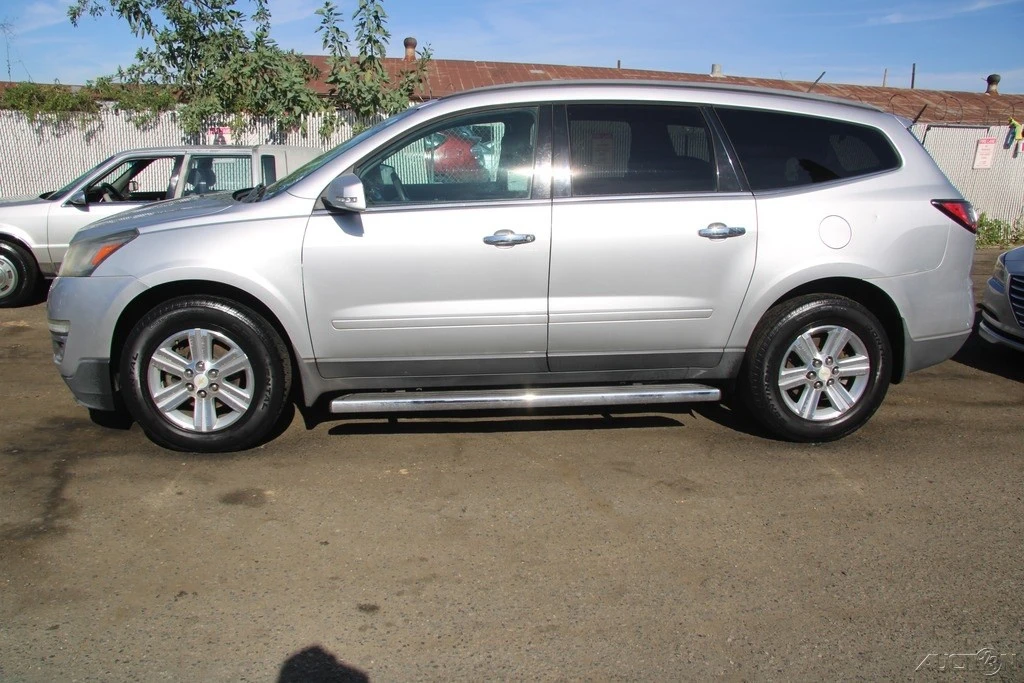 2013 Chevrolet Traverse - Image 3 of 21