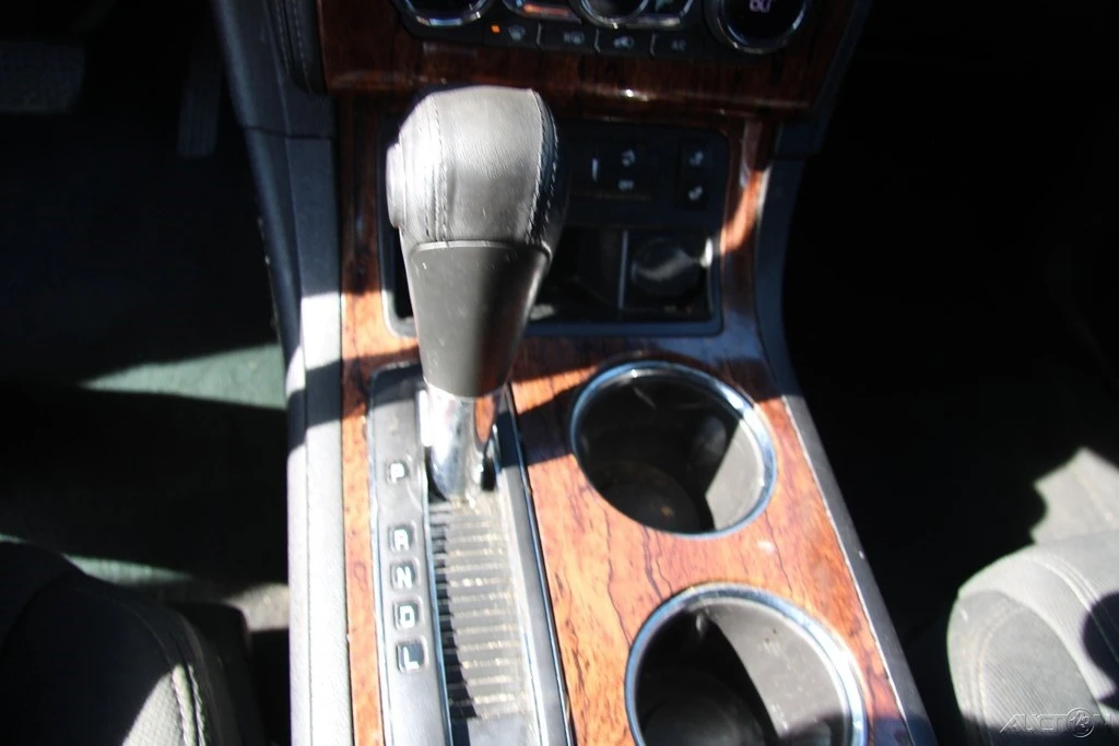 2013 Chevrolet Traverse - Image 17 of 21