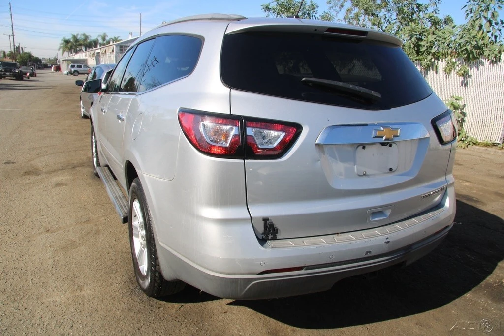 2013 Chevrolet Traverse - Image 5 of 21