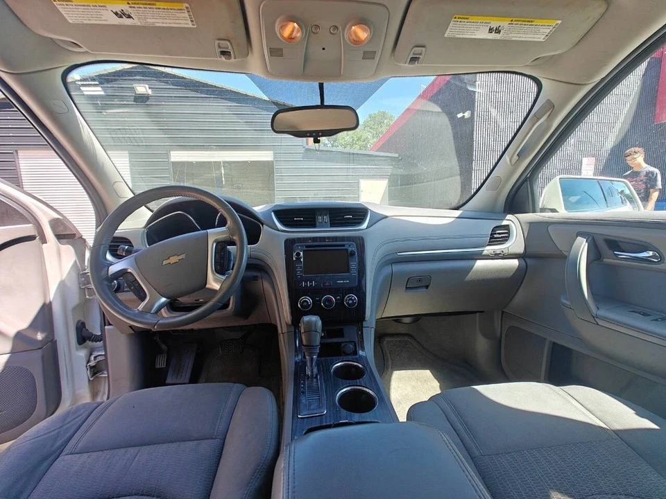 2013 Chevrolet Traverse - Image 7 of 11