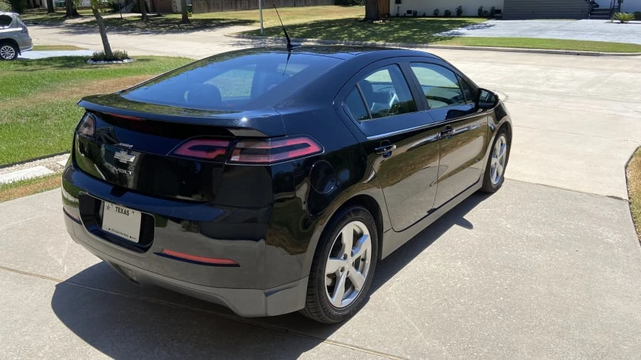 2013 Chevrolet Volt - Image 2 of 17