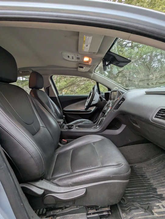 2013 Chevrolet Volt - Image 16 of 21